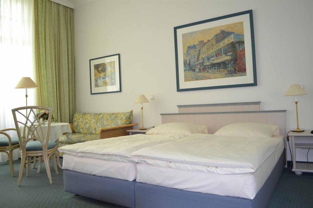 Hauptallee Appartements Bad Pyrmont Bagian luar foto